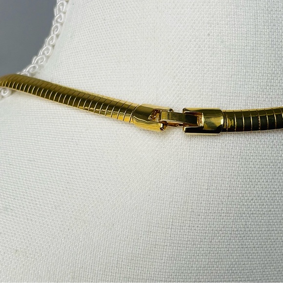 π2x Host Pickπ Vtg GIVENCHY Pendant Thick Rope Gold-Plate Enhancer Omega Chain - Picture 8 of 15